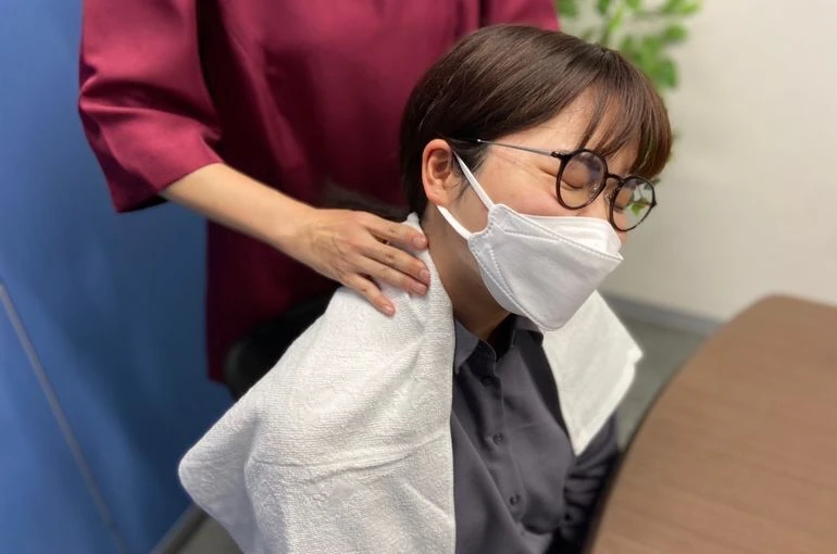 肩こり